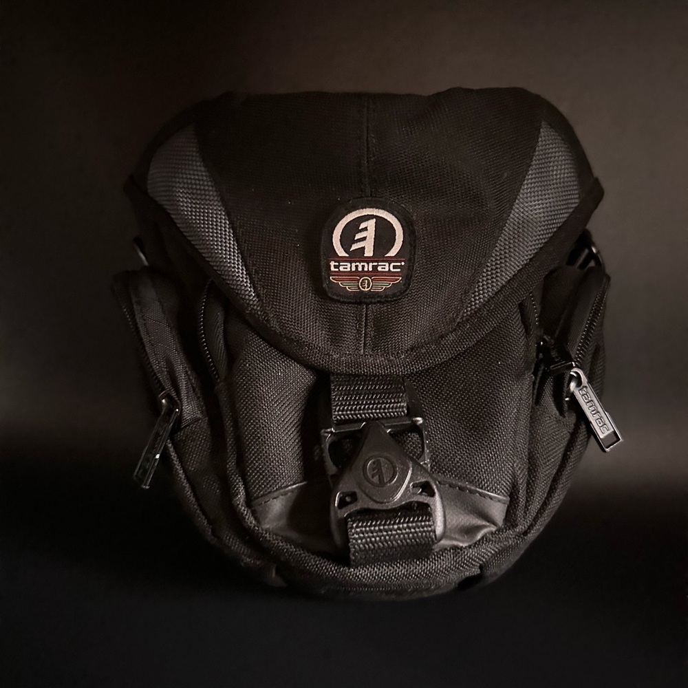 Vintage Tamrac Camera Sling Bag Velocity DSLR Mirrorless
